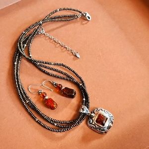 Silpada necklace adjustable with amber pendant with matching earrings